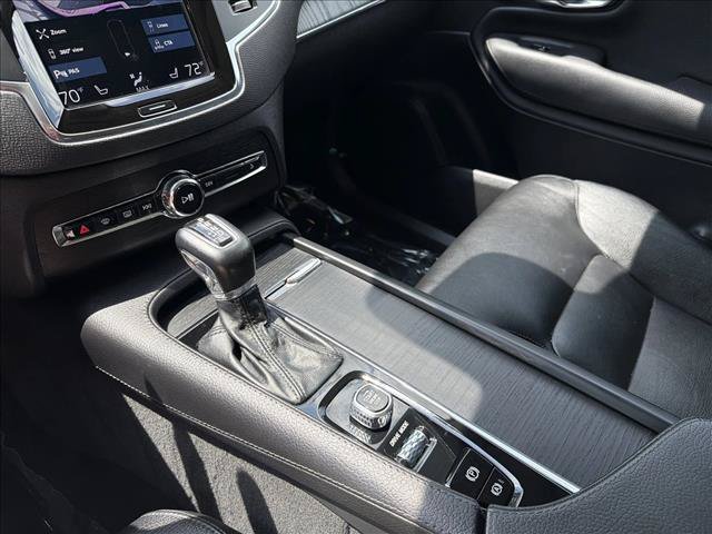 Used 2020 Volvo XC90 T6 Momentum AWD/4WD image 21