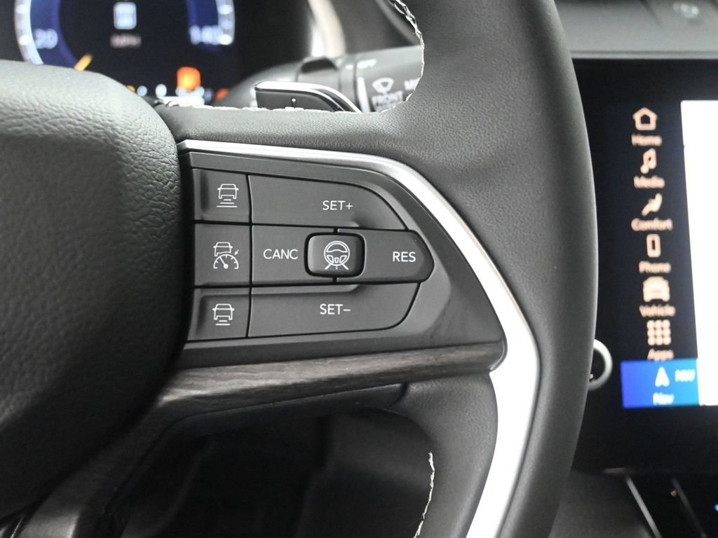 New 2026 Jeep Grand Cherokee Altitude AWD/4WD image 26