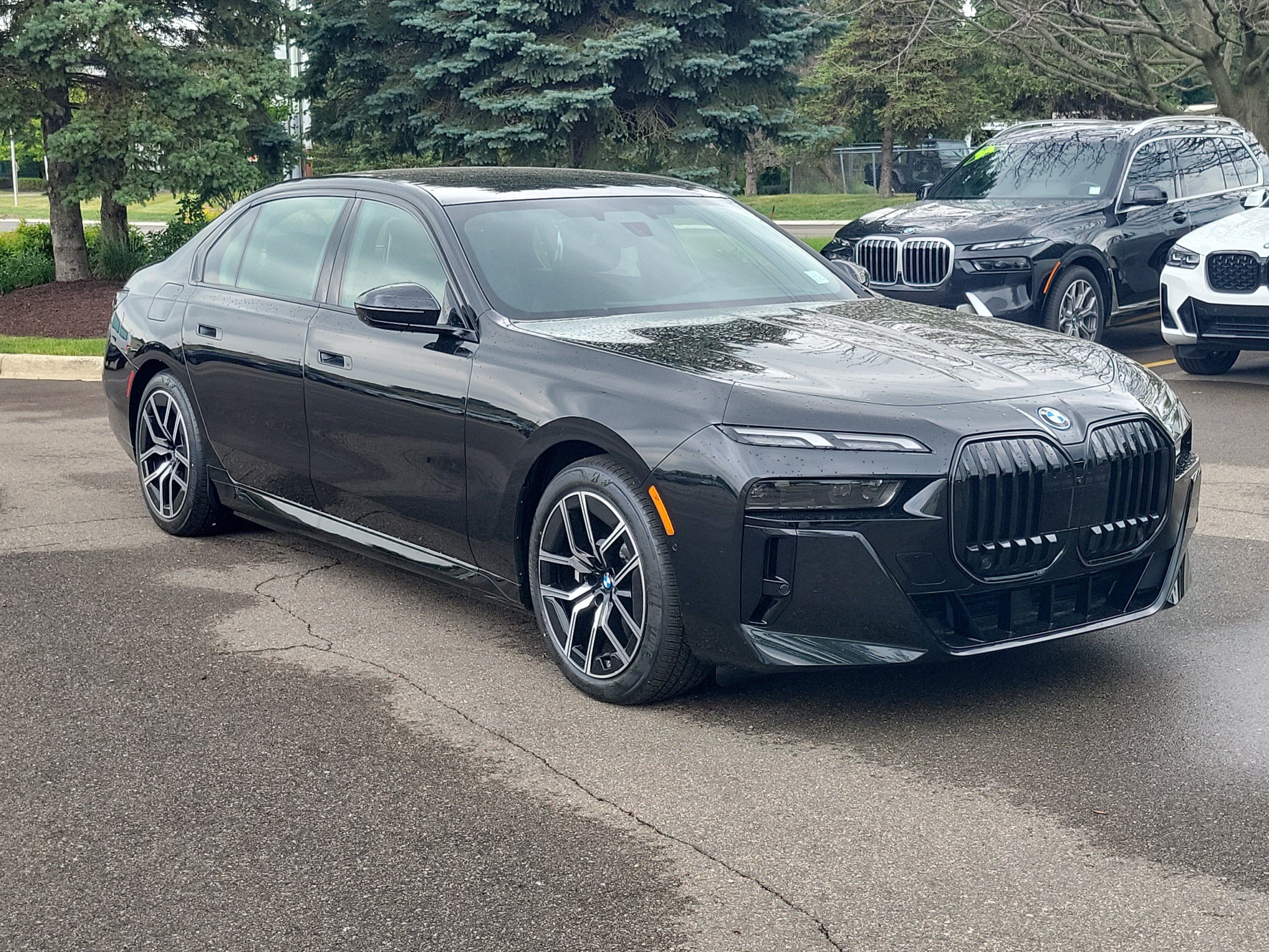 New 2026 BMW i7 xDrive60 AWD/4WD image 3