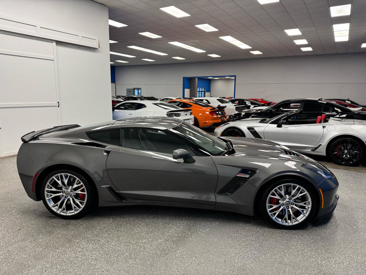 Used 2015 Chevrolet Corvette Z06 w/ 2LZ Preferred Equipment Group image 7