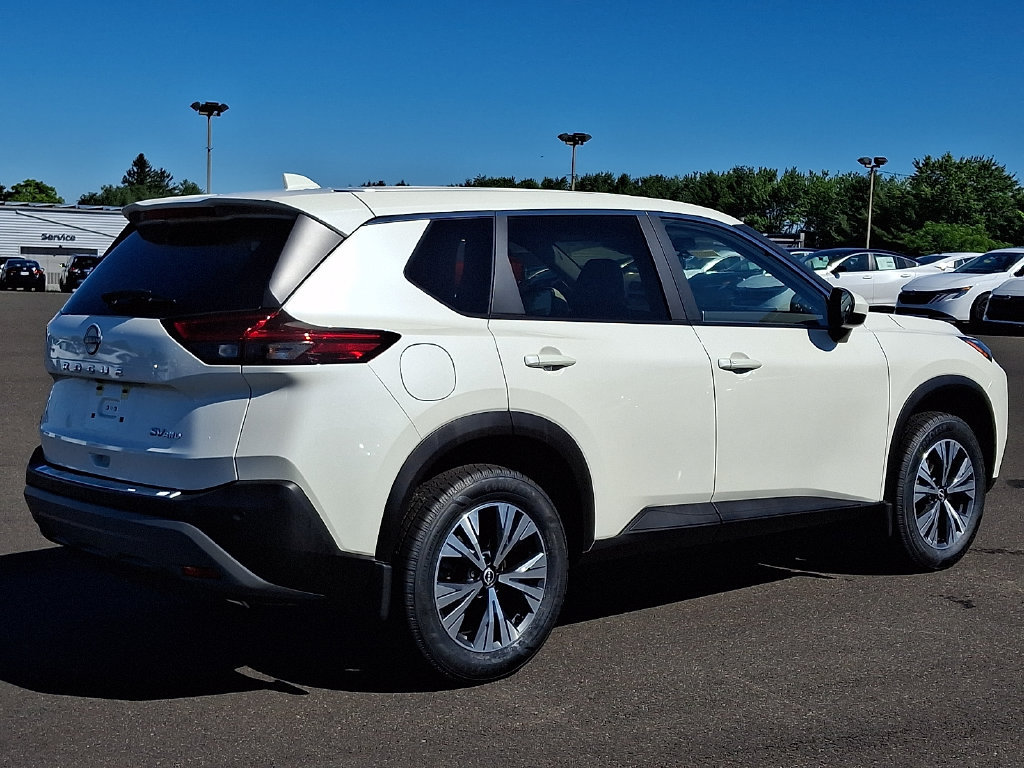Certified 2023 Nissan Rogue SV AWD/4WD image 7