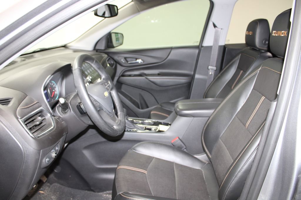 Used 2023 Chevrolet Equinox Premier FWD image 17