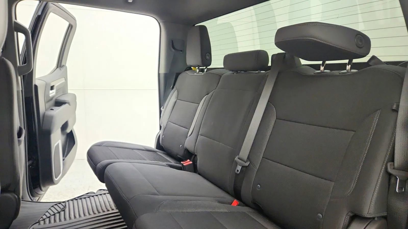 Used 2023 Chevrolet Silverado 1500 LT image 35