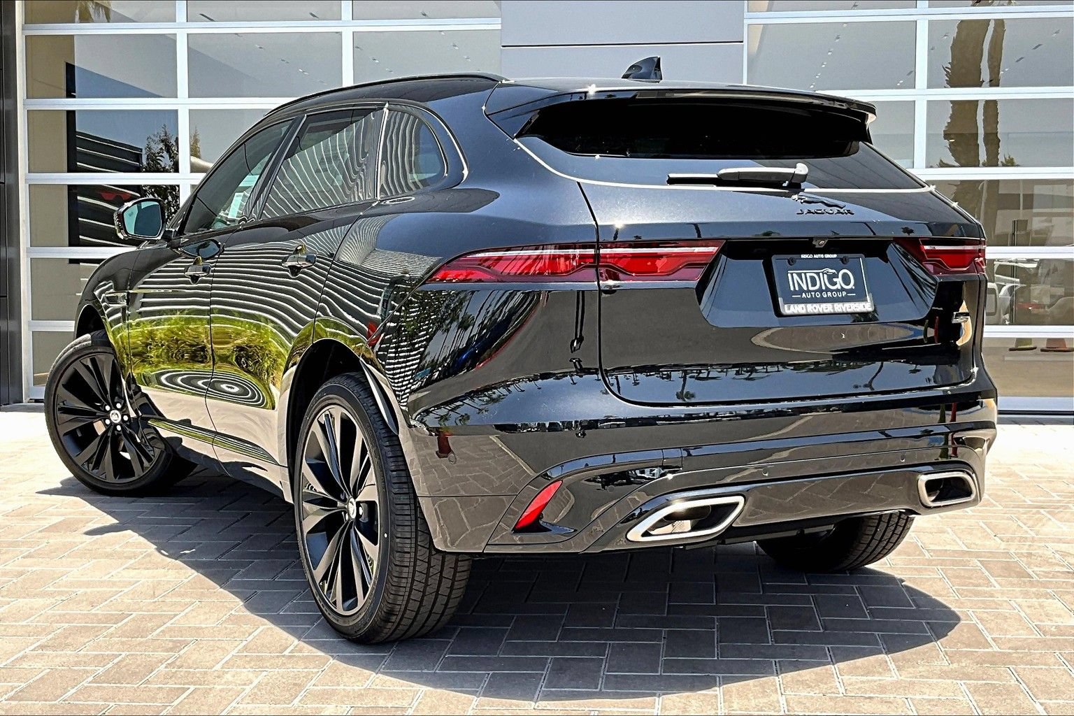 New 2026 Jaguar F-PACE R-Dynamic S AWD/4WD image 3