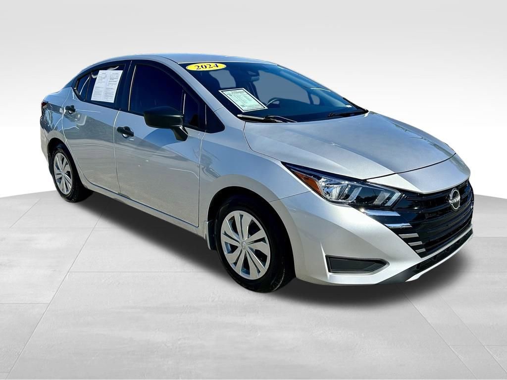 Certified 2024 Nissan Versa S w/ Trunk Package image 3