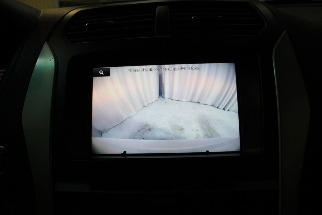 Used 2015 Ford Explorer Limited w/ Equipment Group 302A AWD/4WD image 5