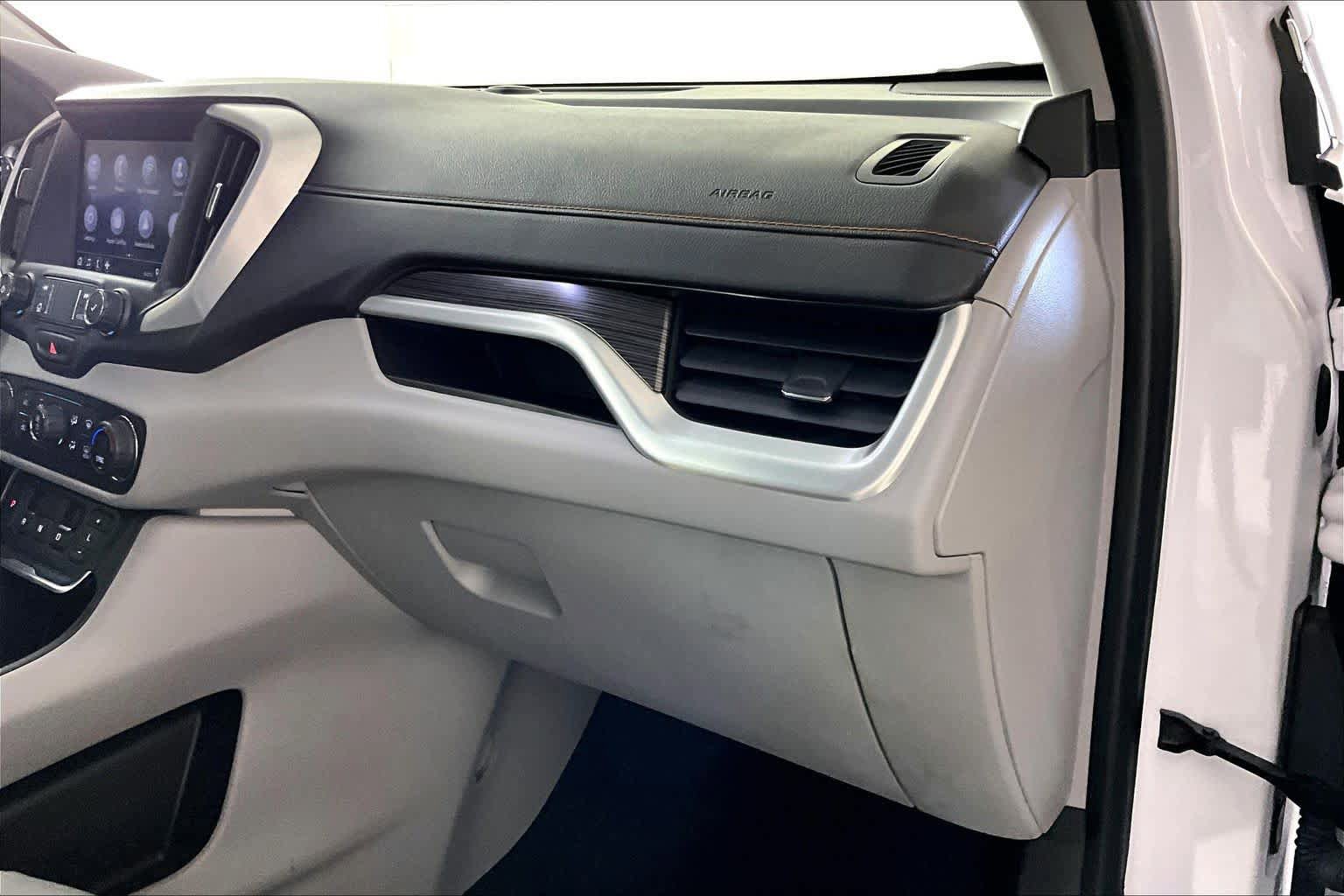 Used 2021 GMC Terrain SLT FWD image 18