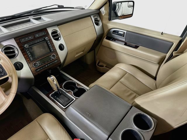 Used 2013 Ford Expedition XLT AWD/4WD image 30