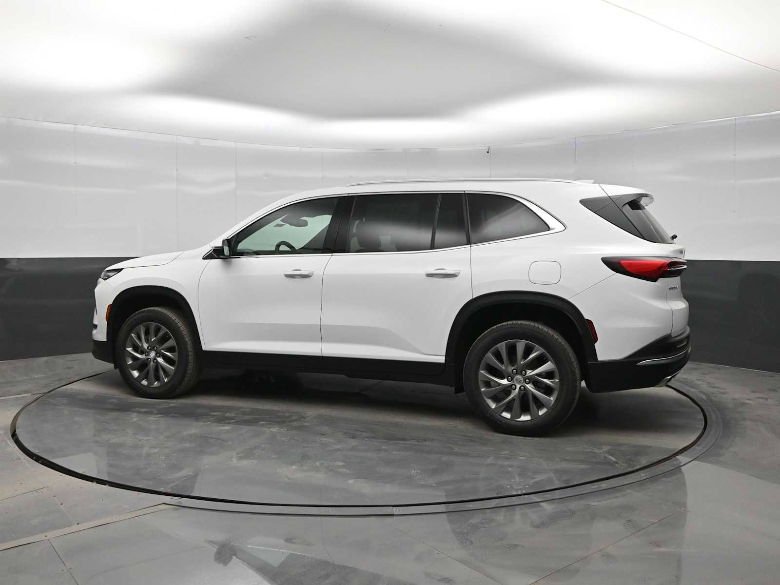 New 2026 Buick Enclave Preferred image 5