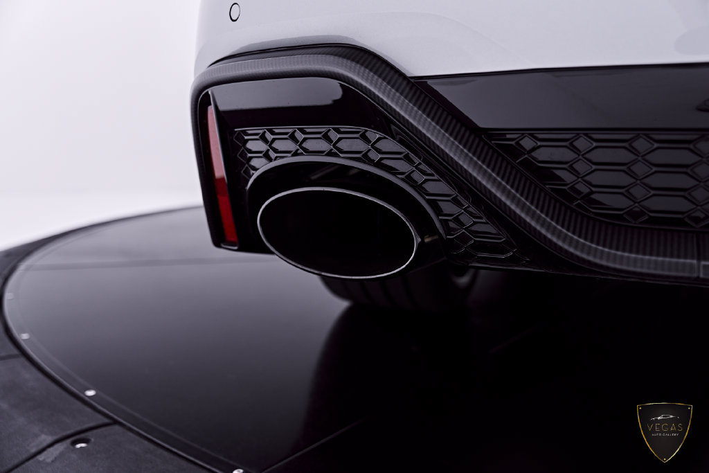 Used 2025 Audi RS 7 Performance AWD/4WD image 28