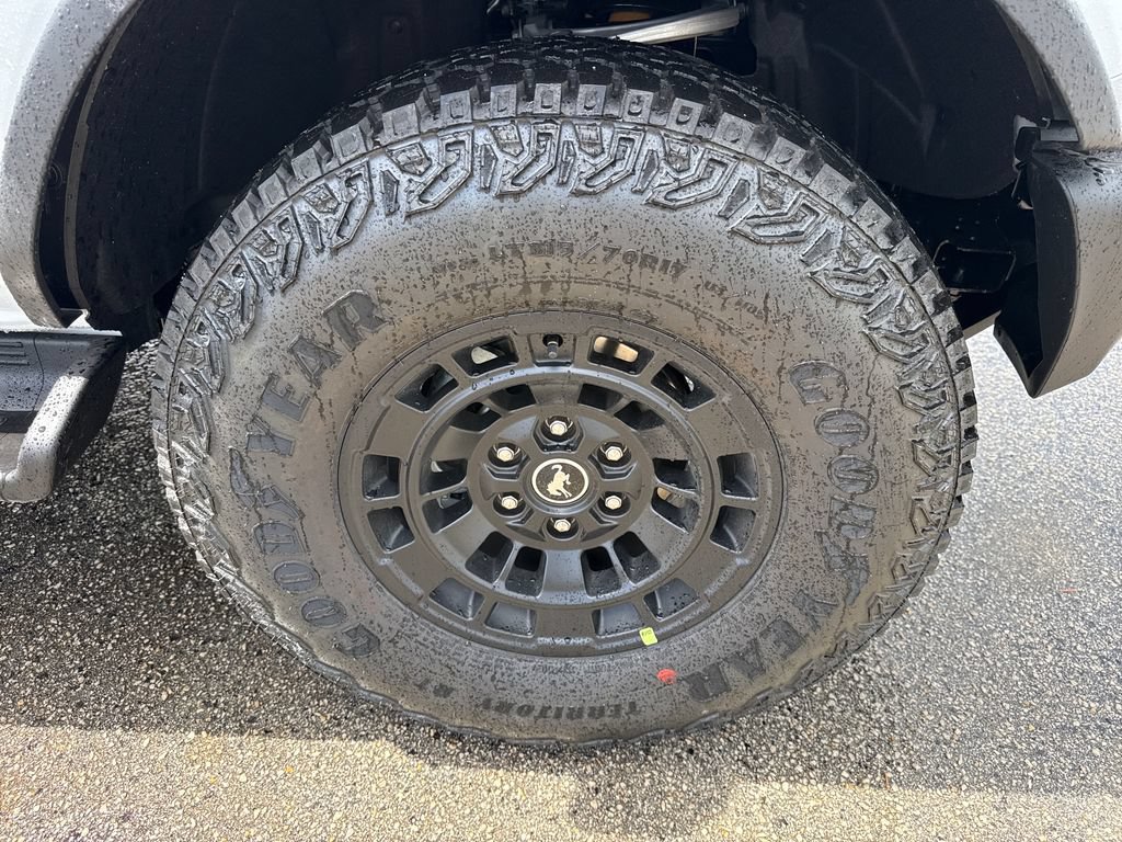 New 2026 Ford Bronco Outer Banks w/ Sasquatch Package AWD/4WD image 11