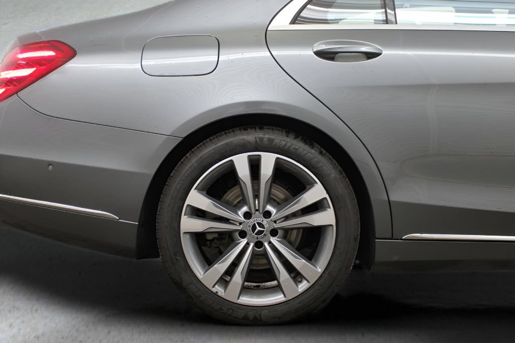 Used 2019 Mercedes-Benz S 450 4MATIC Sedan image 38