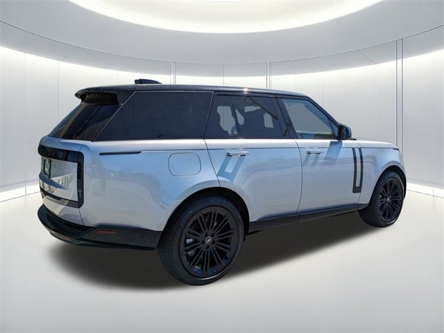 New 2025 Land Rover Range Rover SE image 2