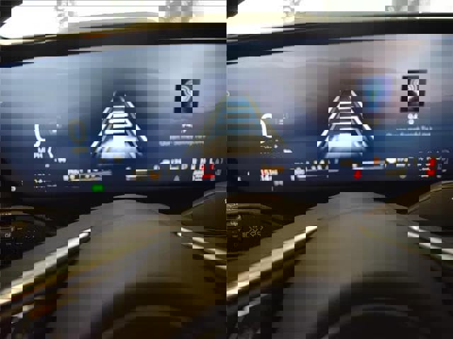 Used 2025 Buick Enclave Avenir w/ Trailering Package, 5000 lbs. image 12