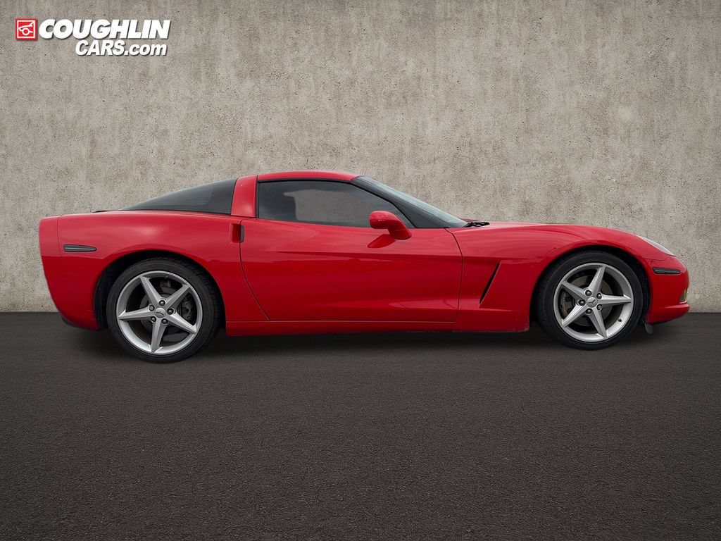 Used 2012 Chevrolet Corvette Coupe w/ 2LT Preferred Equipment Group RWD image 9