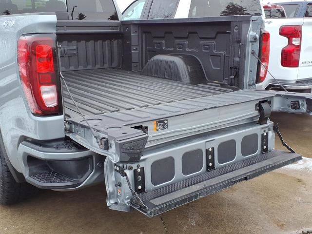 Used 2025 GMC Sierra 1500 Elevation w/ Elevation Premium Package image 26