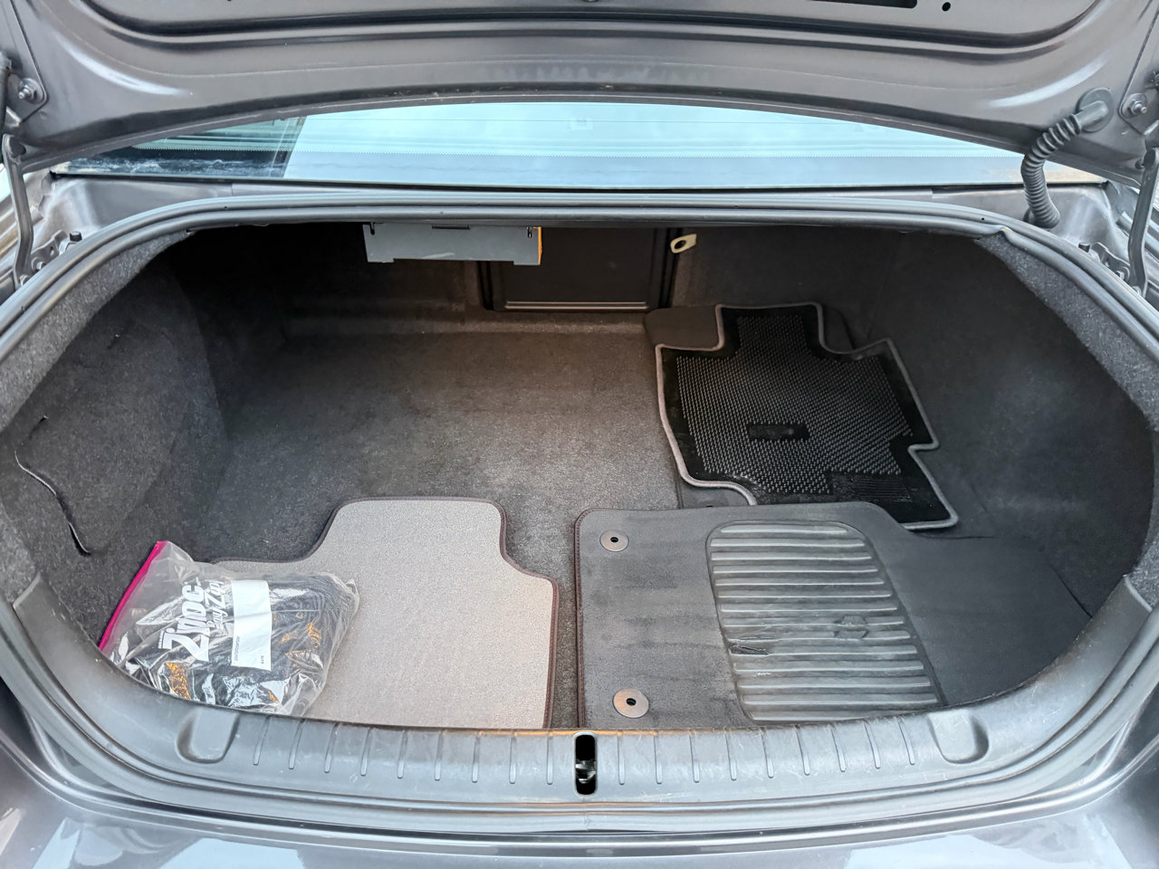 Used 2008 Pontiac G8 w/ Premium Package image 15