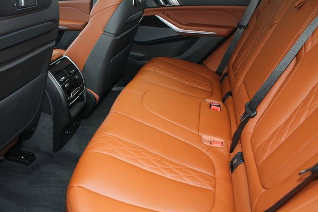 Used 2025 BMW X5 xDrive40i w/ Executive Package image 25