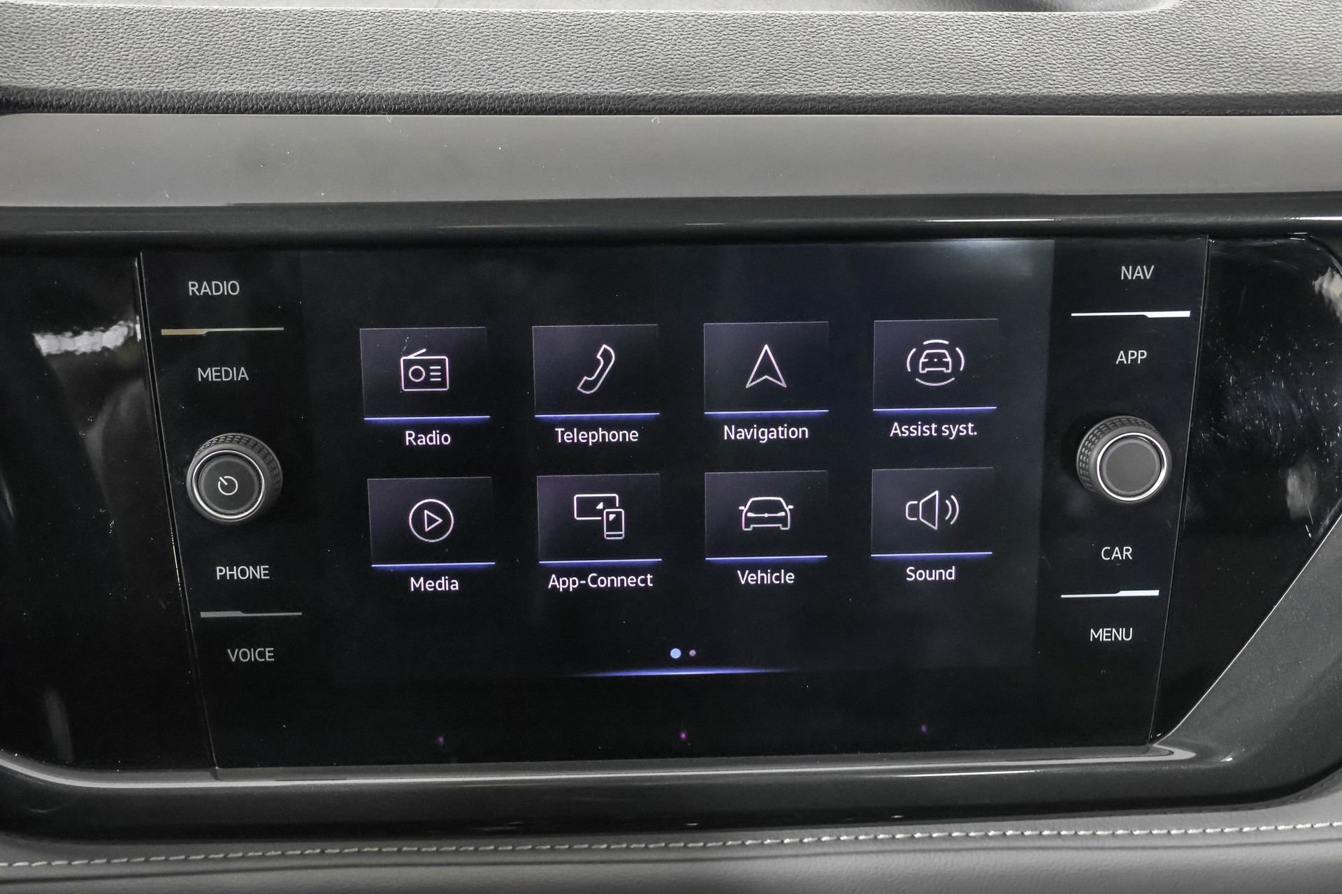 Used 2024 Volkswagen Taos SEL image 32