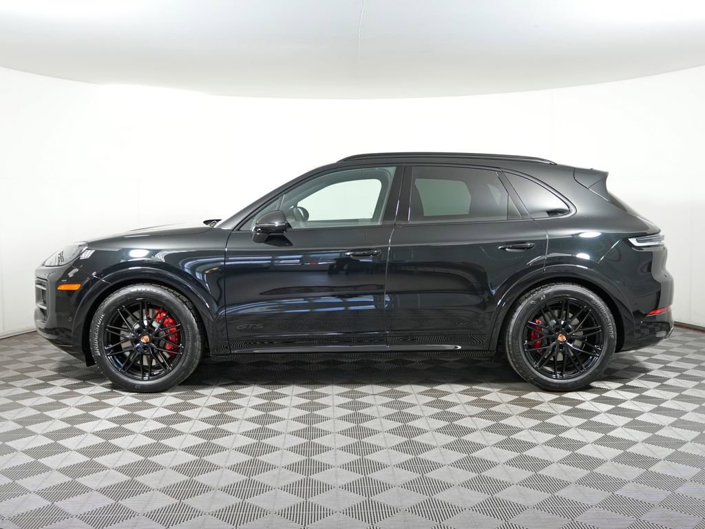 New 2026 Porsche Cayenne GTS AWD/4WD image 2