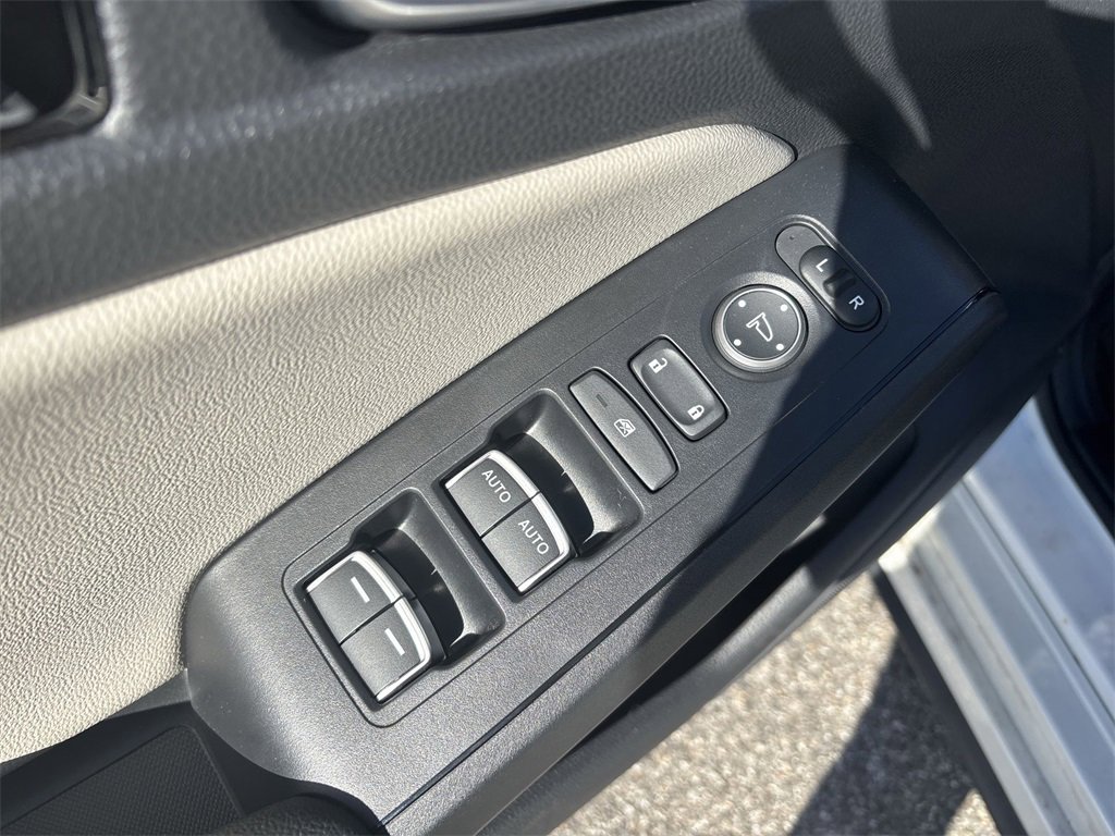 Used 2023 Honda Civic EX-L image 21