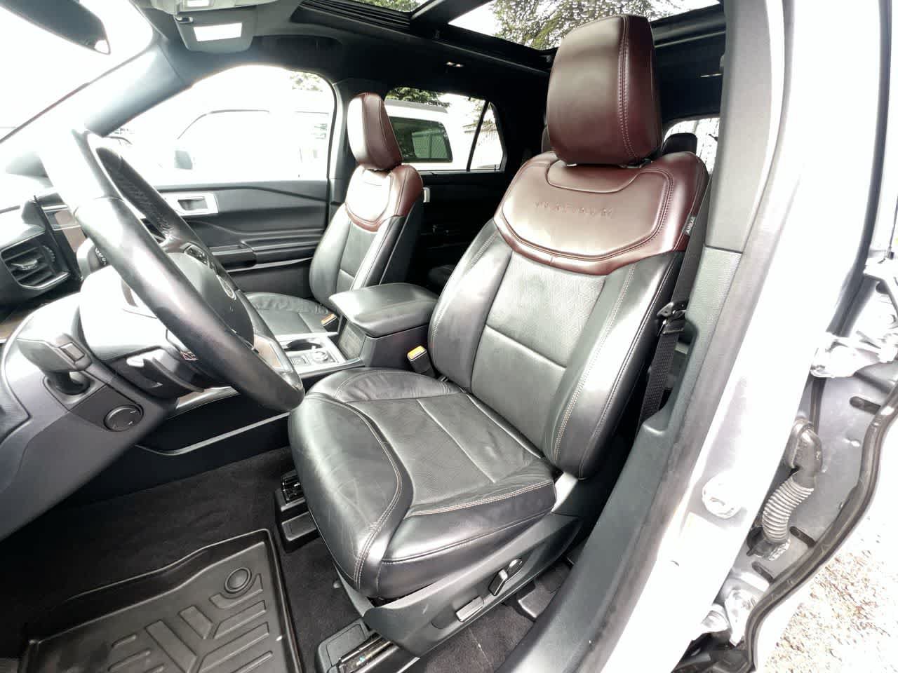 Used 2020 Ford Explorer Platinum AWD/4WD image 11