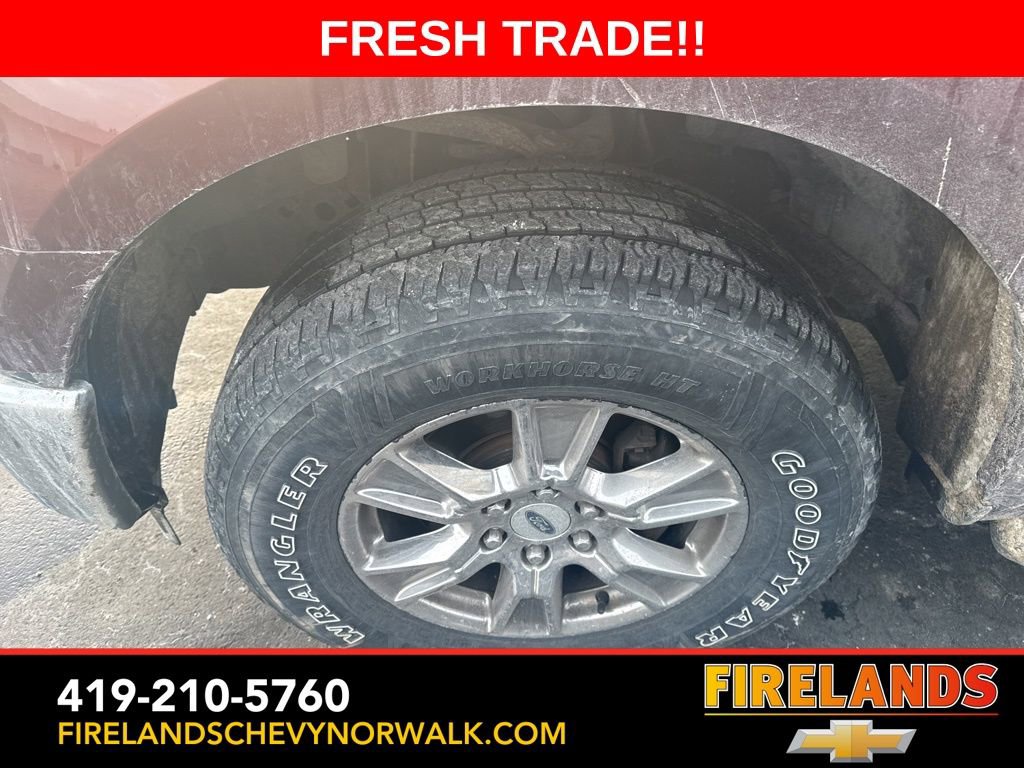 Used 2017 Ford F150 XLT w/ Equipment Group 302A Luxury image 3