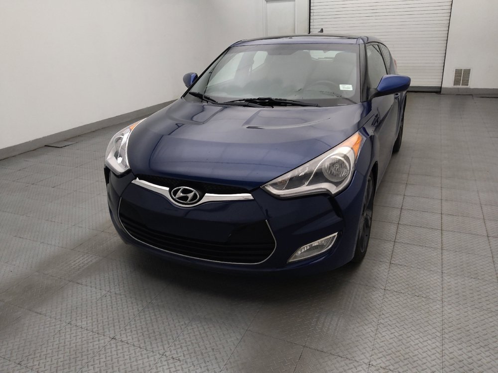 Used 2017 Hyundai Veloster Value Edition FWD image 15