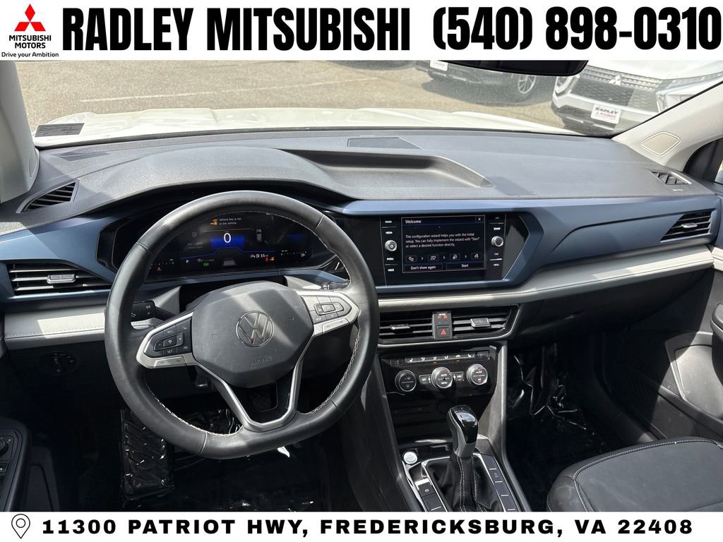Used 2024 Volkswagen Taos SE image 14