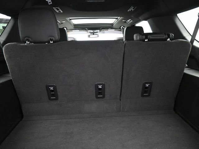 Used 2024 GMC Yukon XL Denali image 25