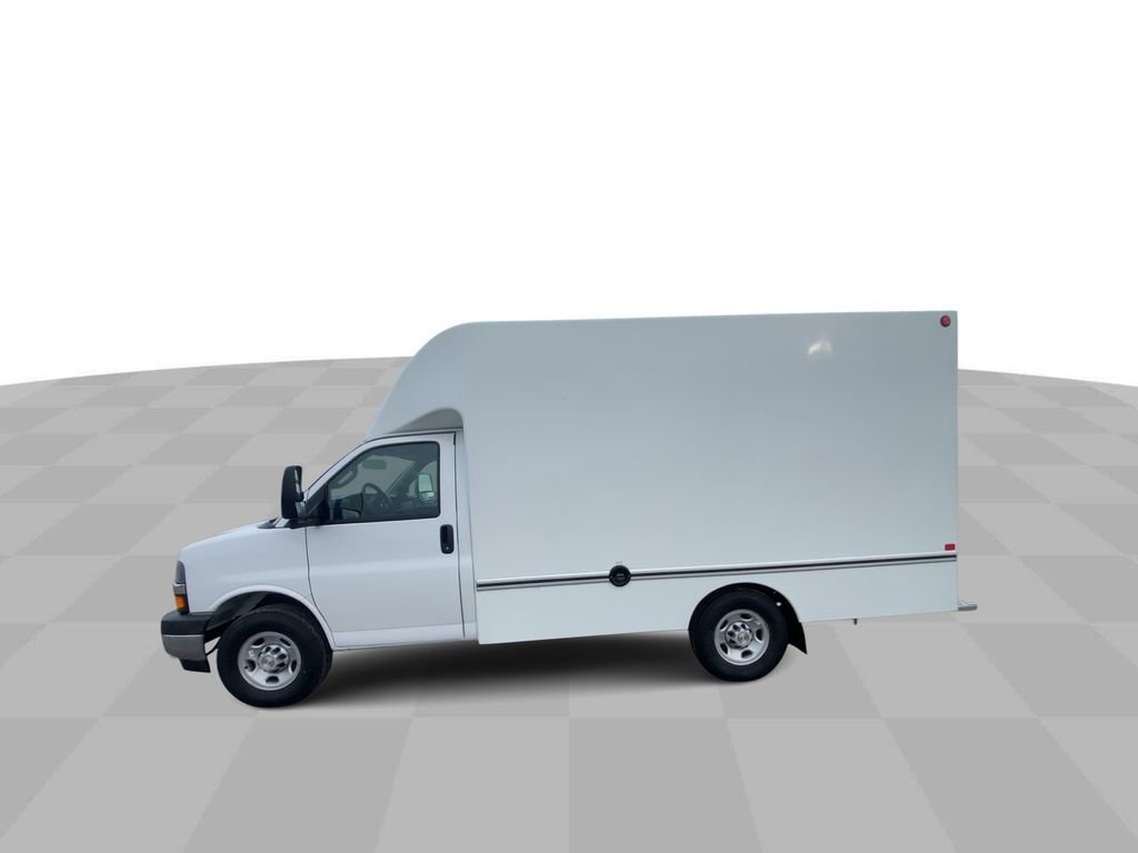 New 2024 Chevrolet Express 3500 w/ Power Convenience Package RWD image 5