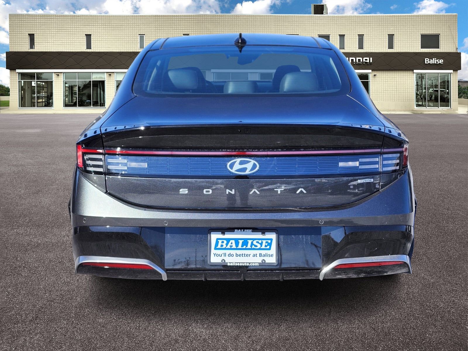 New 2026 Hyundai Sonata Limited FWD image 4