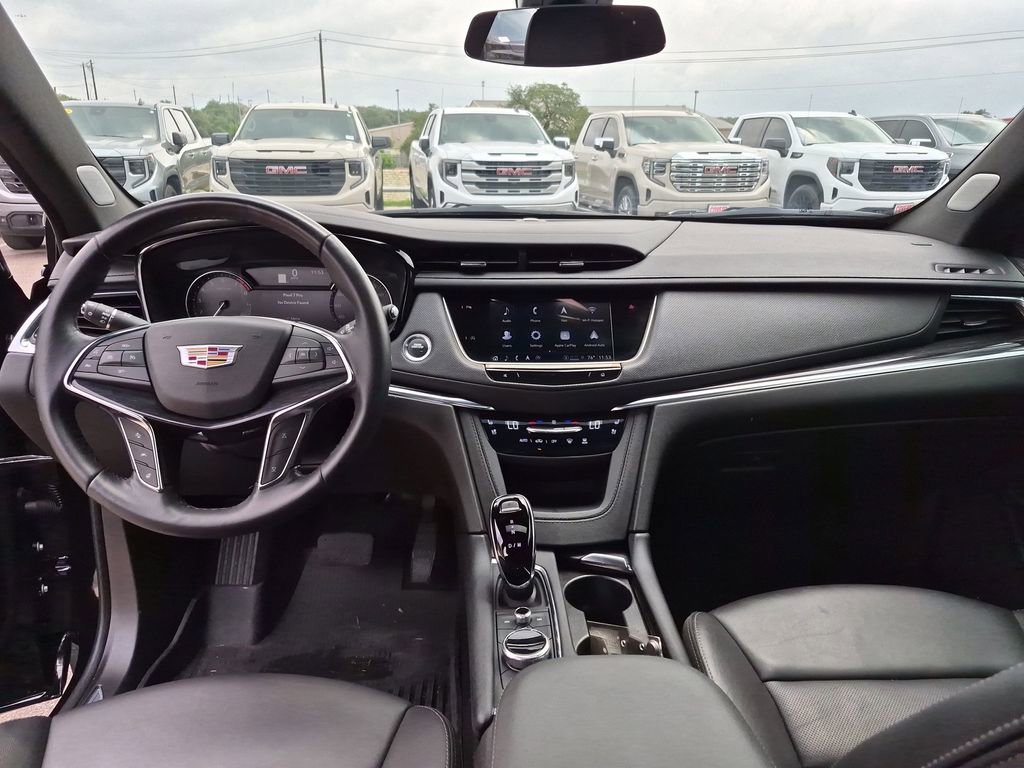 Used 2023 Cadillac XT5 Premium Luxury w/ LPO, Floor Liner Package FWD image 30