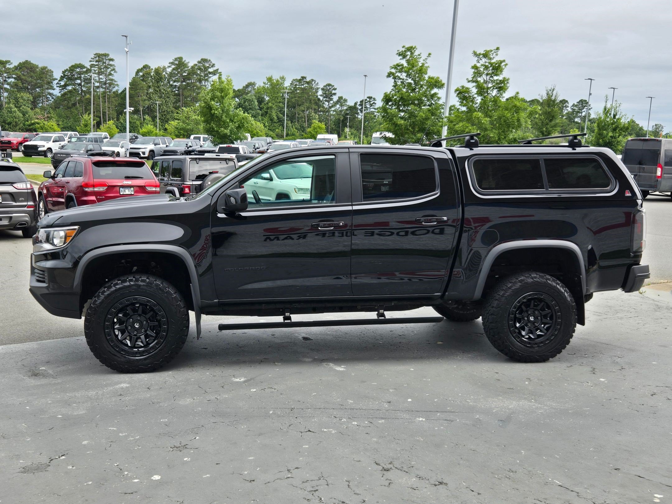 Used 2022 Chevrolet Colorado ZR2 AWD/4WD image 4