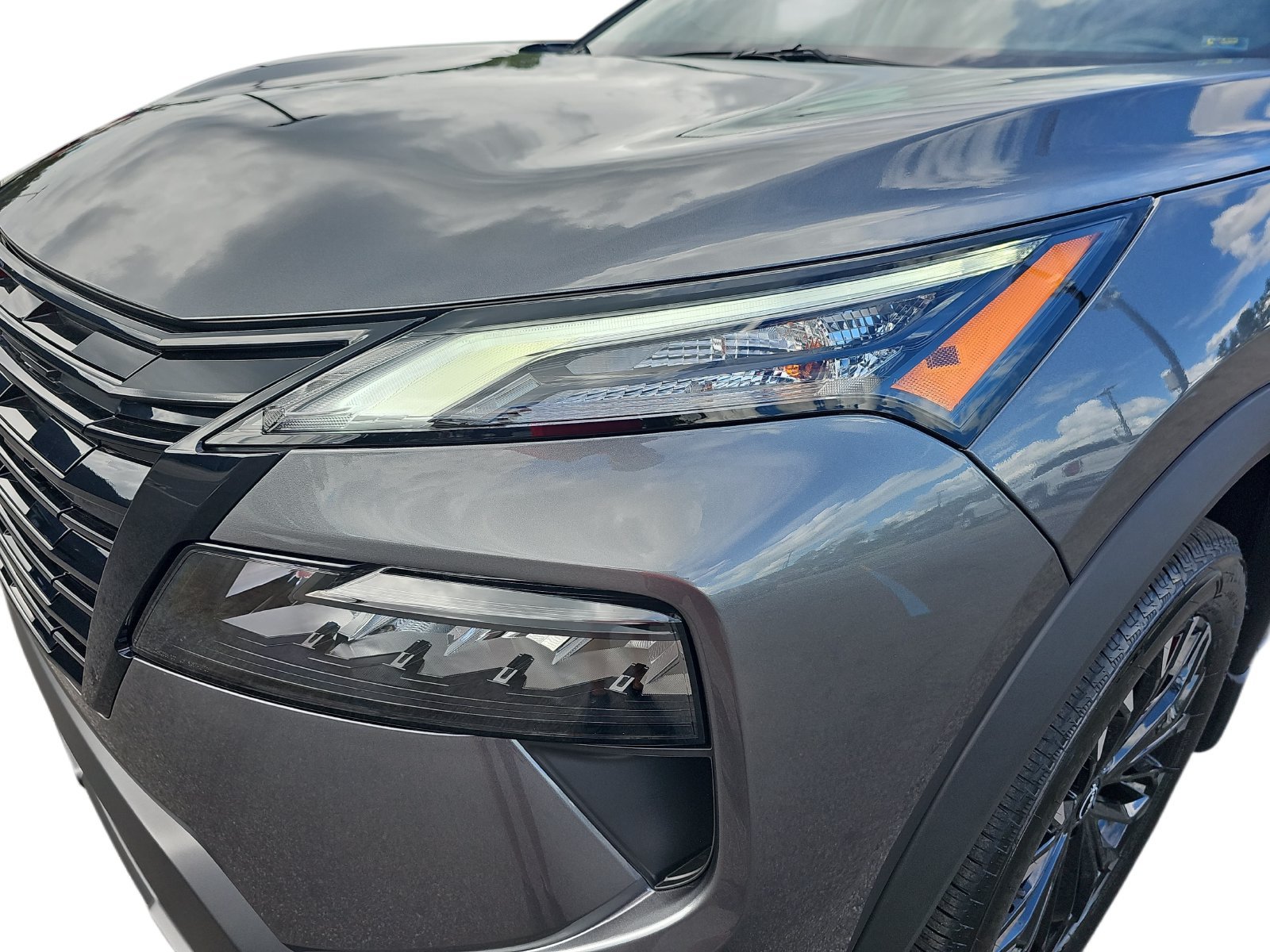 New 2027 Nissan Rogue Dark Armor FWD image 32