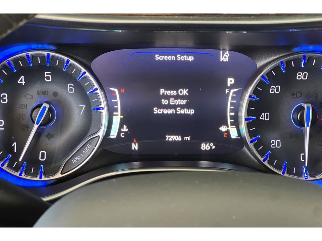 Used 2023 Chrysler Pacifica Limited image 29