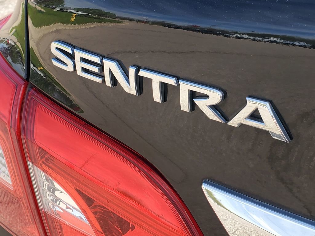 Used 2017 Nissan Sentra SV FWD image 6
