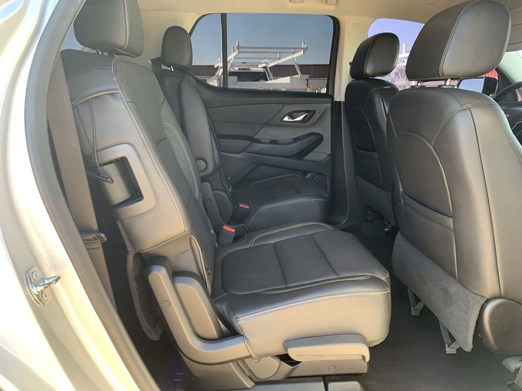 Certified 2021 Chevrolet Traverse Premier w/ Redline Edition FWD image 26