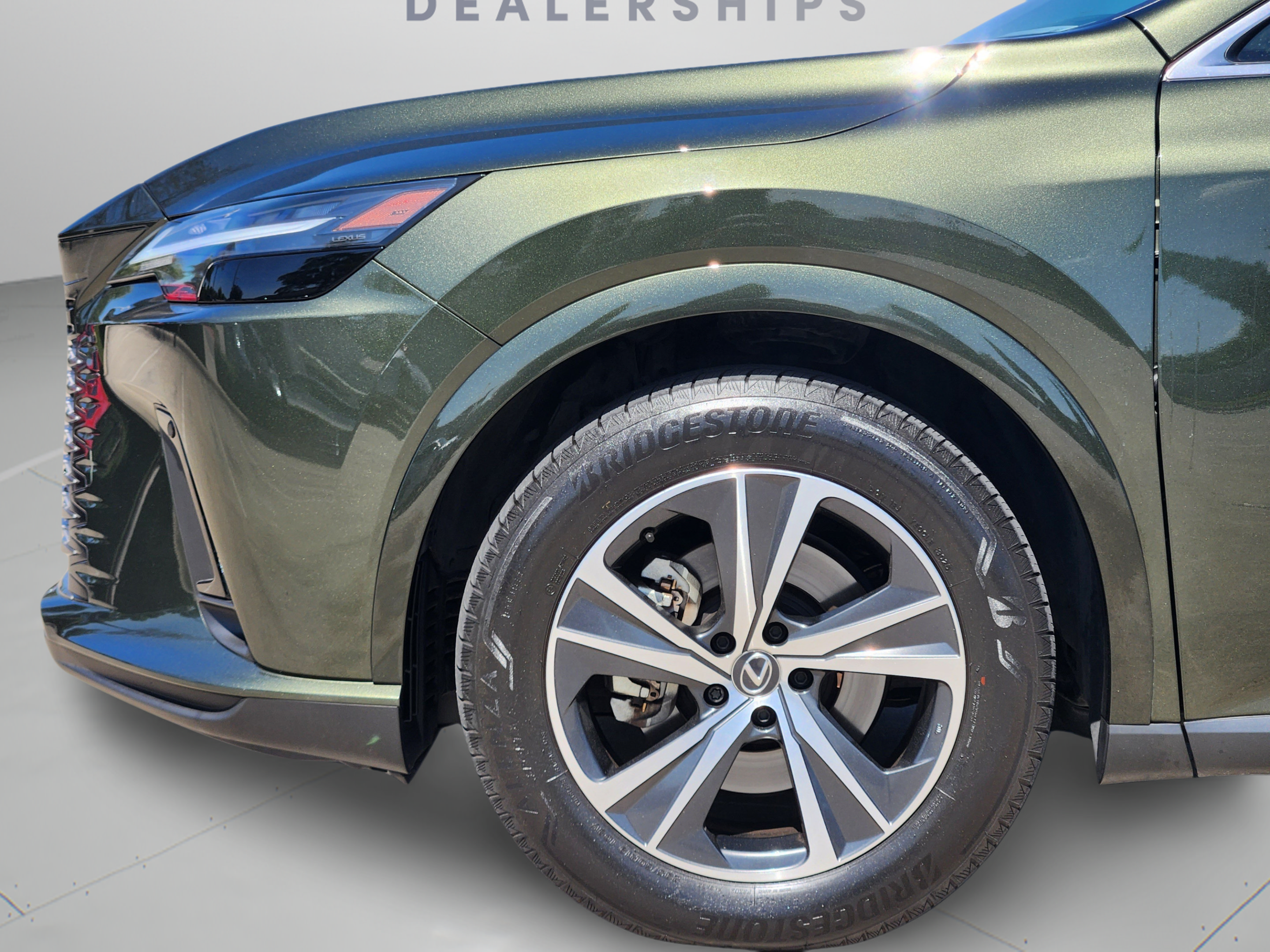 Used 2025 Lexus RX 350 Premium w/ Accessory Package (Z1) FWD image 36