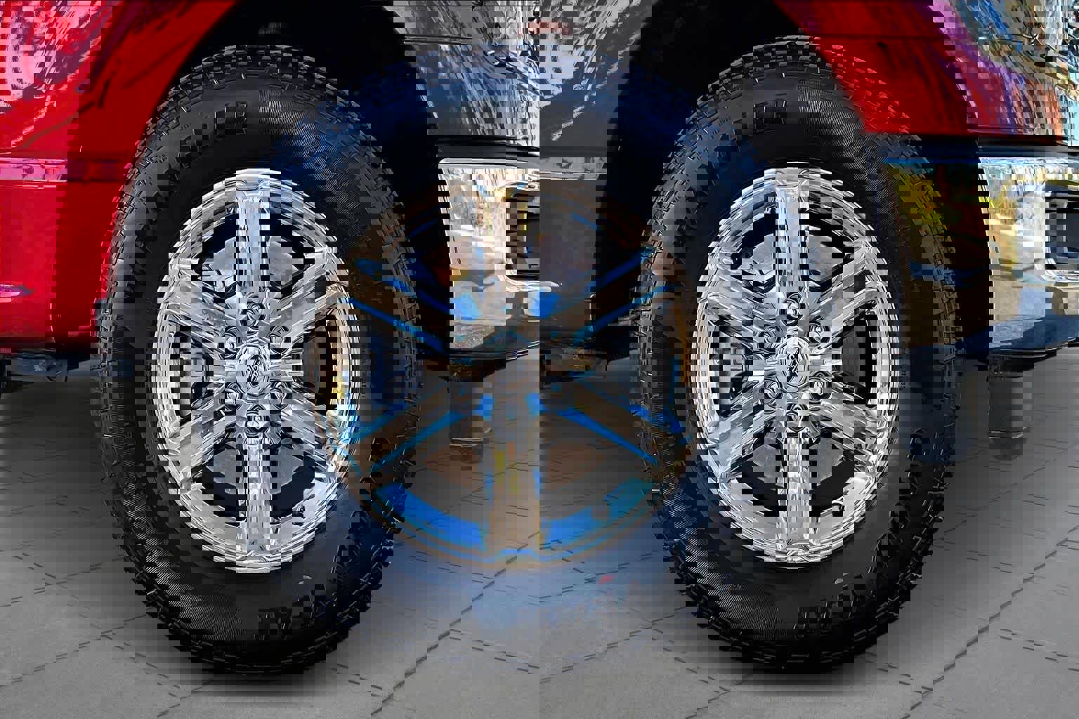 Used 2025 Ford F150 XLT w/ Equipment Group 301A Standard image 10