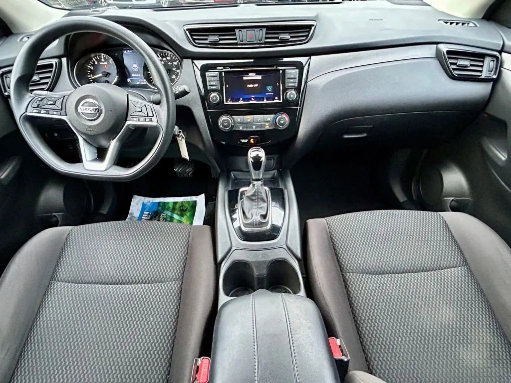 Used 2020 Nissan Rogue Sport S w/ Appearance Package image 18