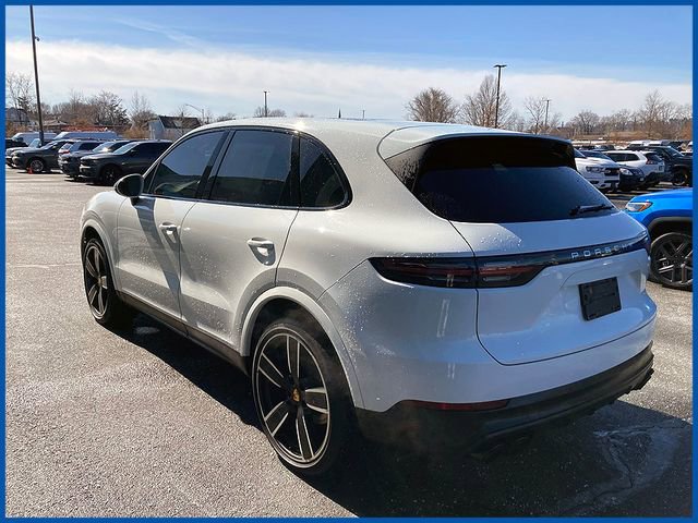 Used 2019 Porsche Cayenne w/ Premium Plus Package image 5