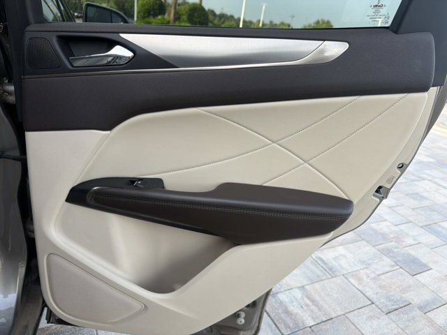 Used 2017 Lincoln MKC Premiere FWD image 21