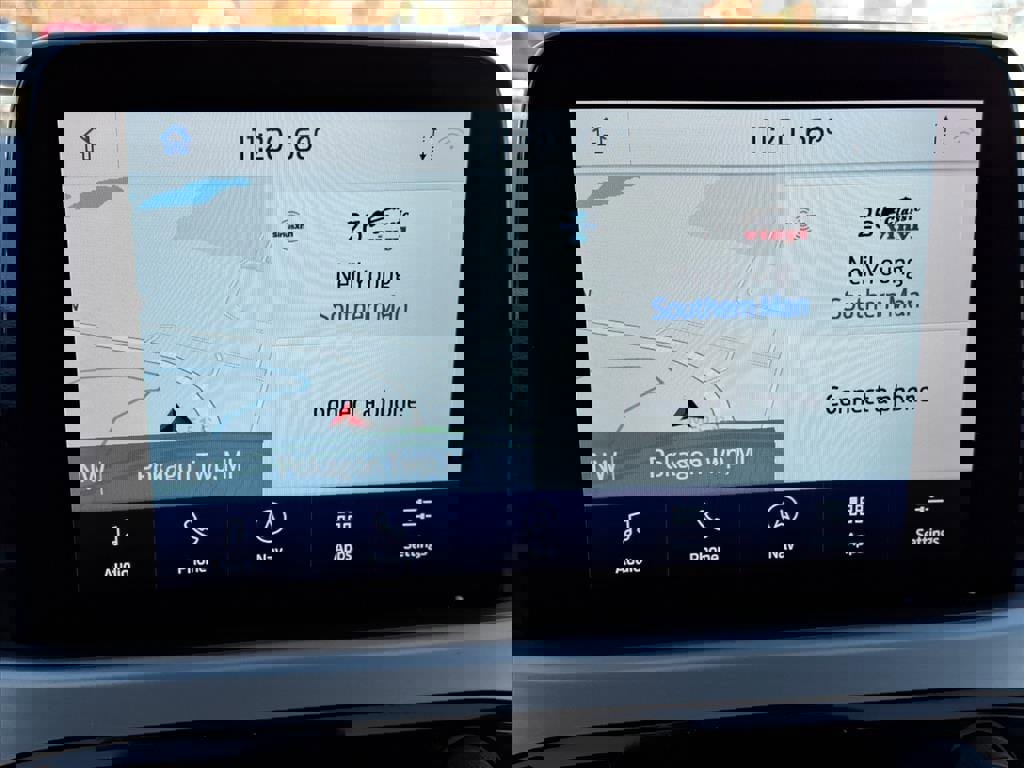 Certified 2022 Ford Escape SEL w/ Technology Package image 11