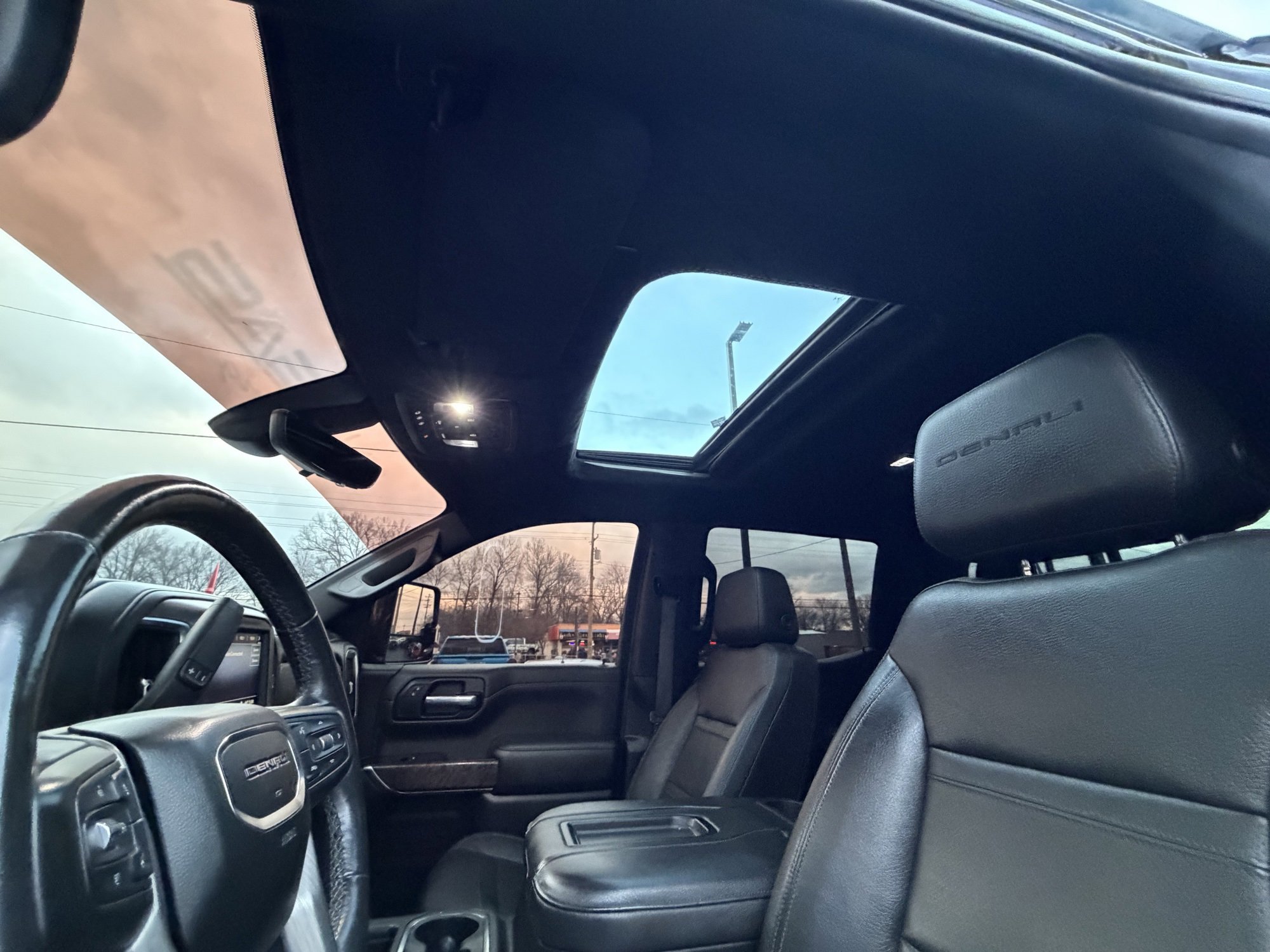 Used 2019 GMC Sierra 1500 Denali image 20