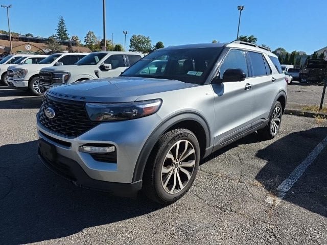 Used 2023 Ford Explorer ST-Line w/ Class IV Trailer Tow Package AWD/4WD image 3