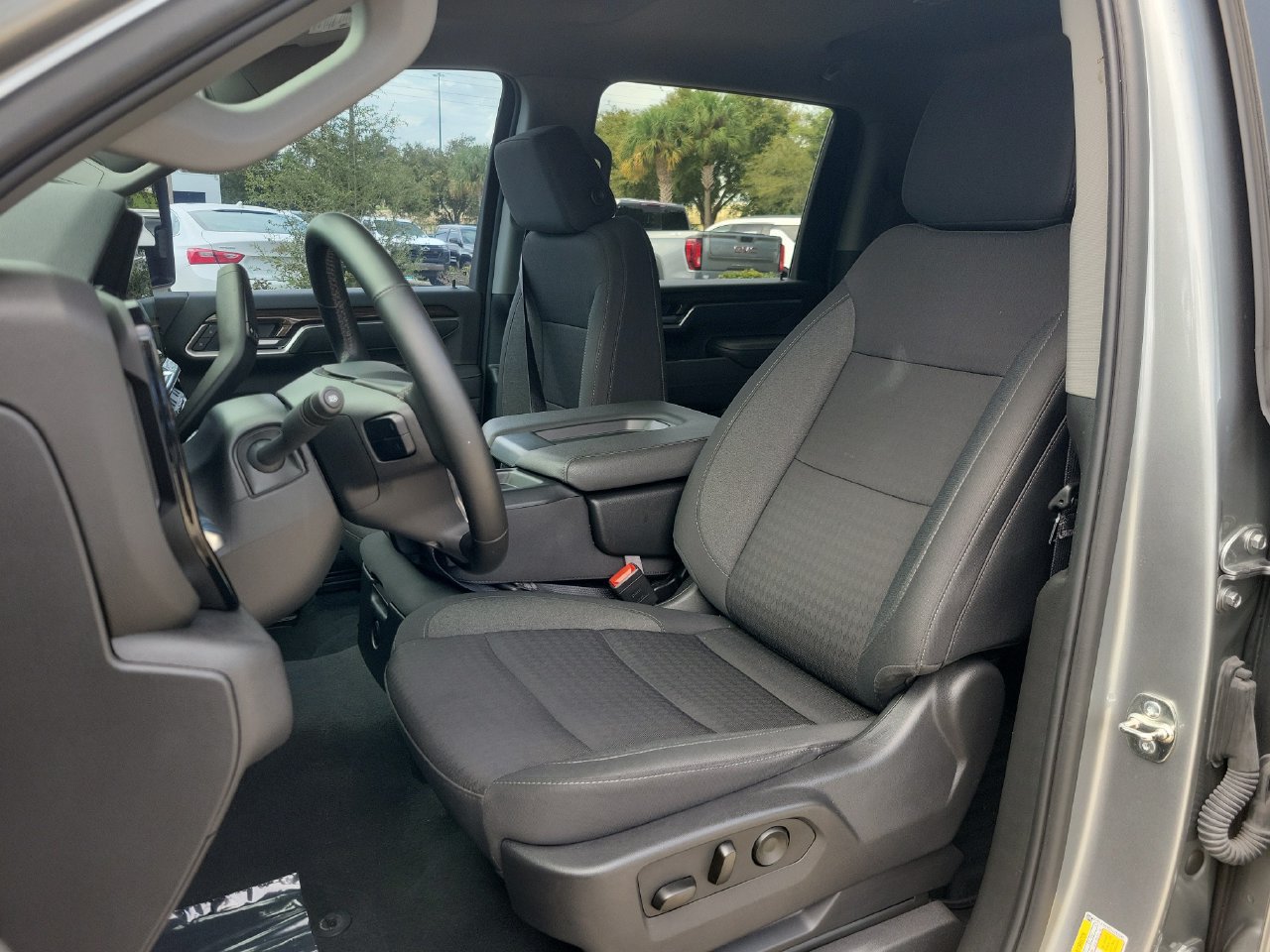Certified 2025 Chevrolet Silverado 2500 LT w/ Convenience Package AWD/4WD image 16