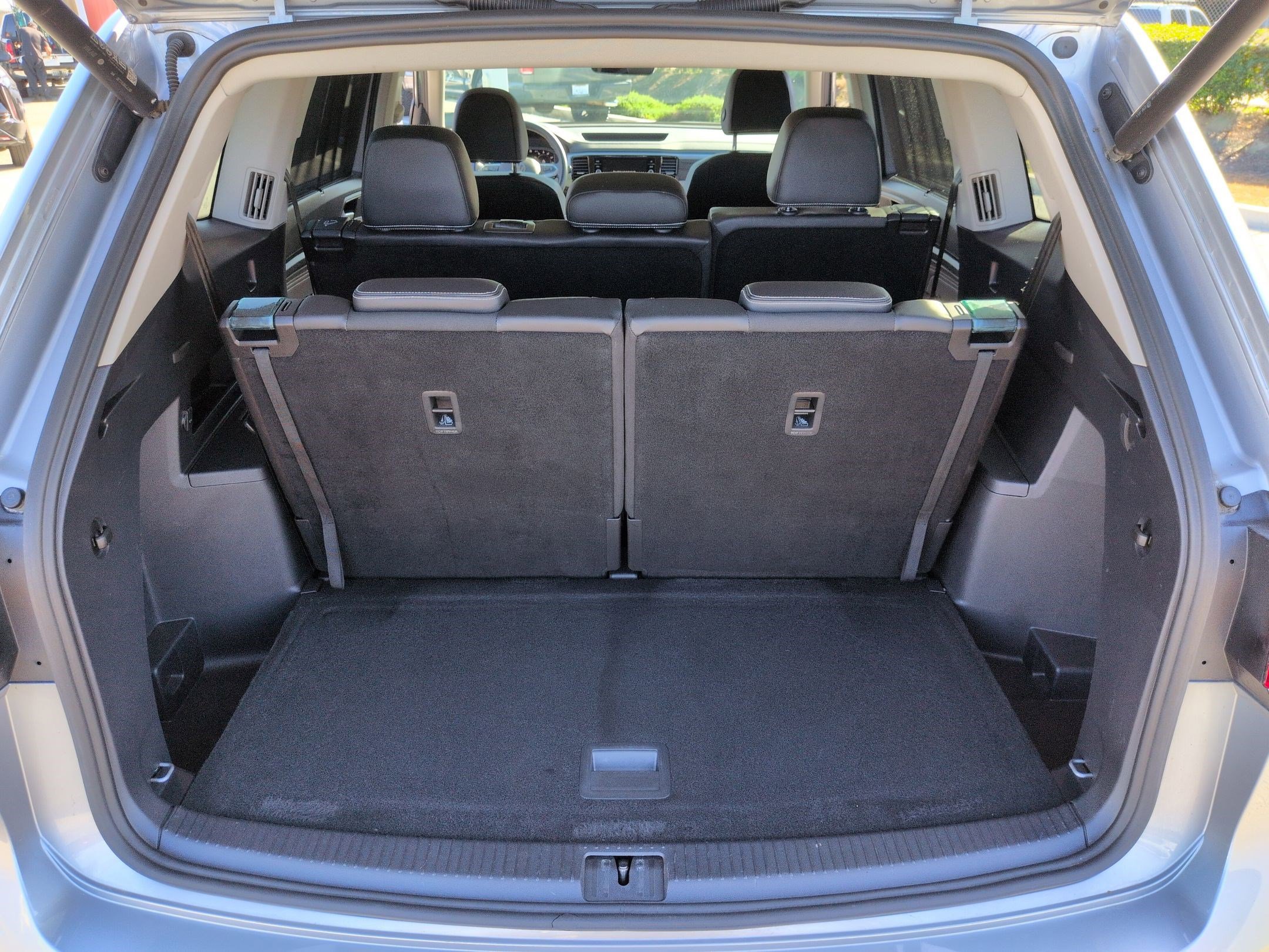 Used 2023 Volkswagen Atlas SE w/ Panoramic Sunroof Package image 31