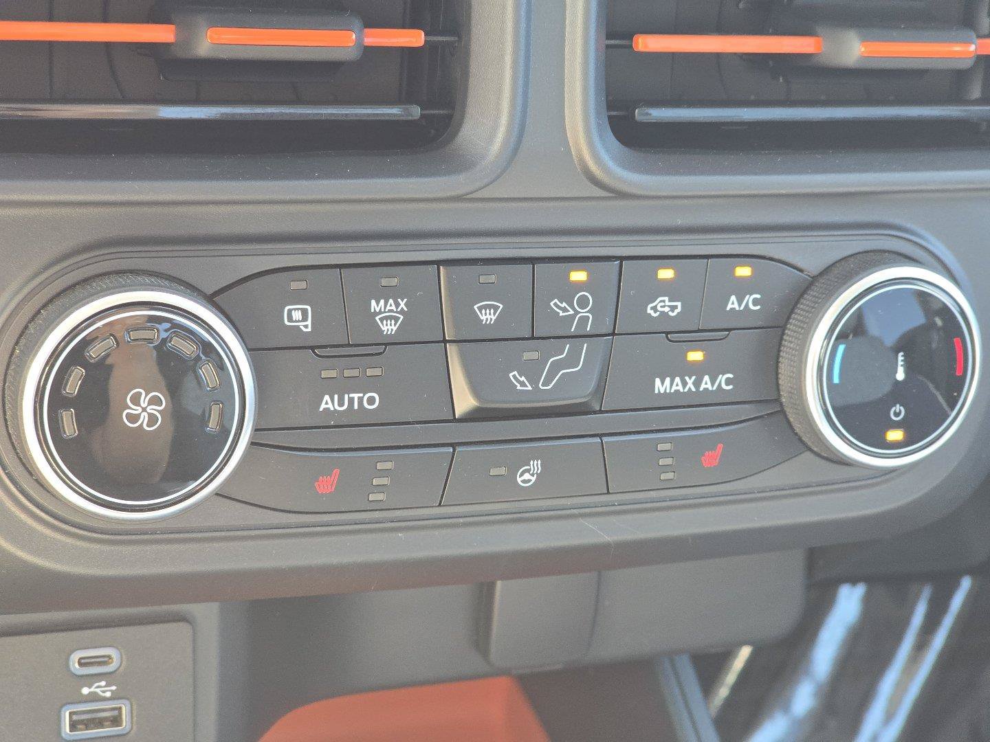 Used 2023 Ford Maverick XLT w/ Equipment Group 300A Standard AWD/4WD image 9