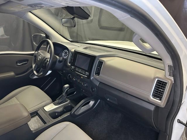 Used 2023 Nissan Frontier SV AWD/4WD image 17